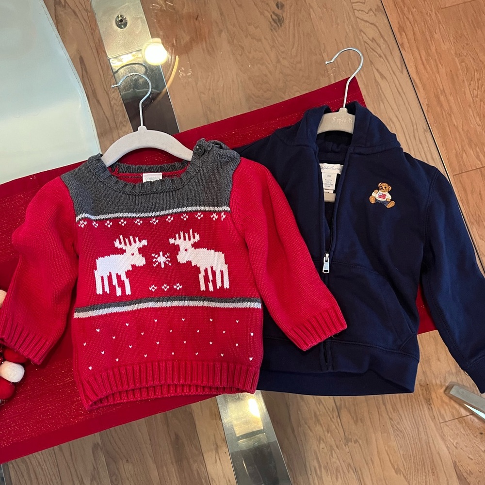 Christmas sweaters - Size 18 months